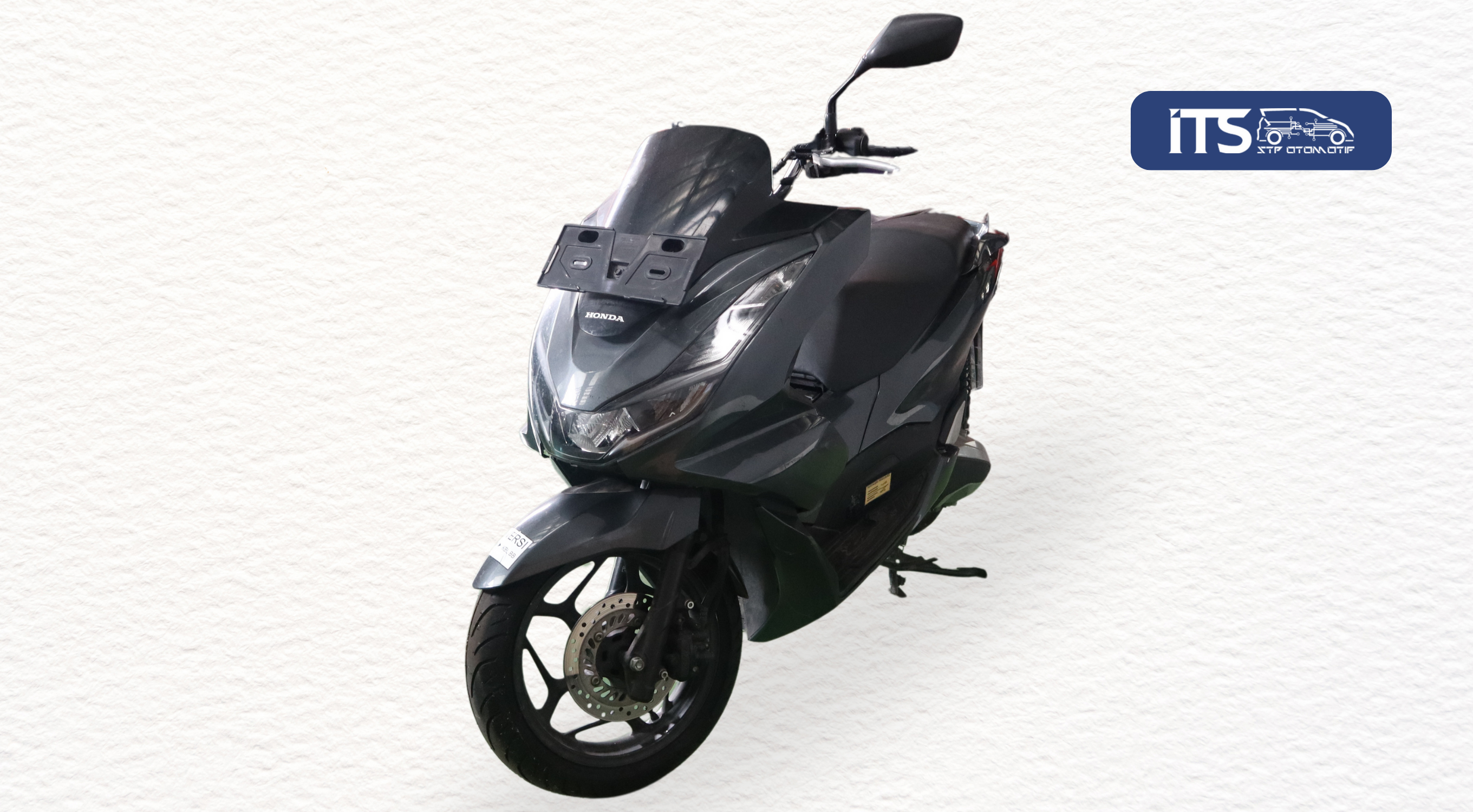 Honda PCX Conversion