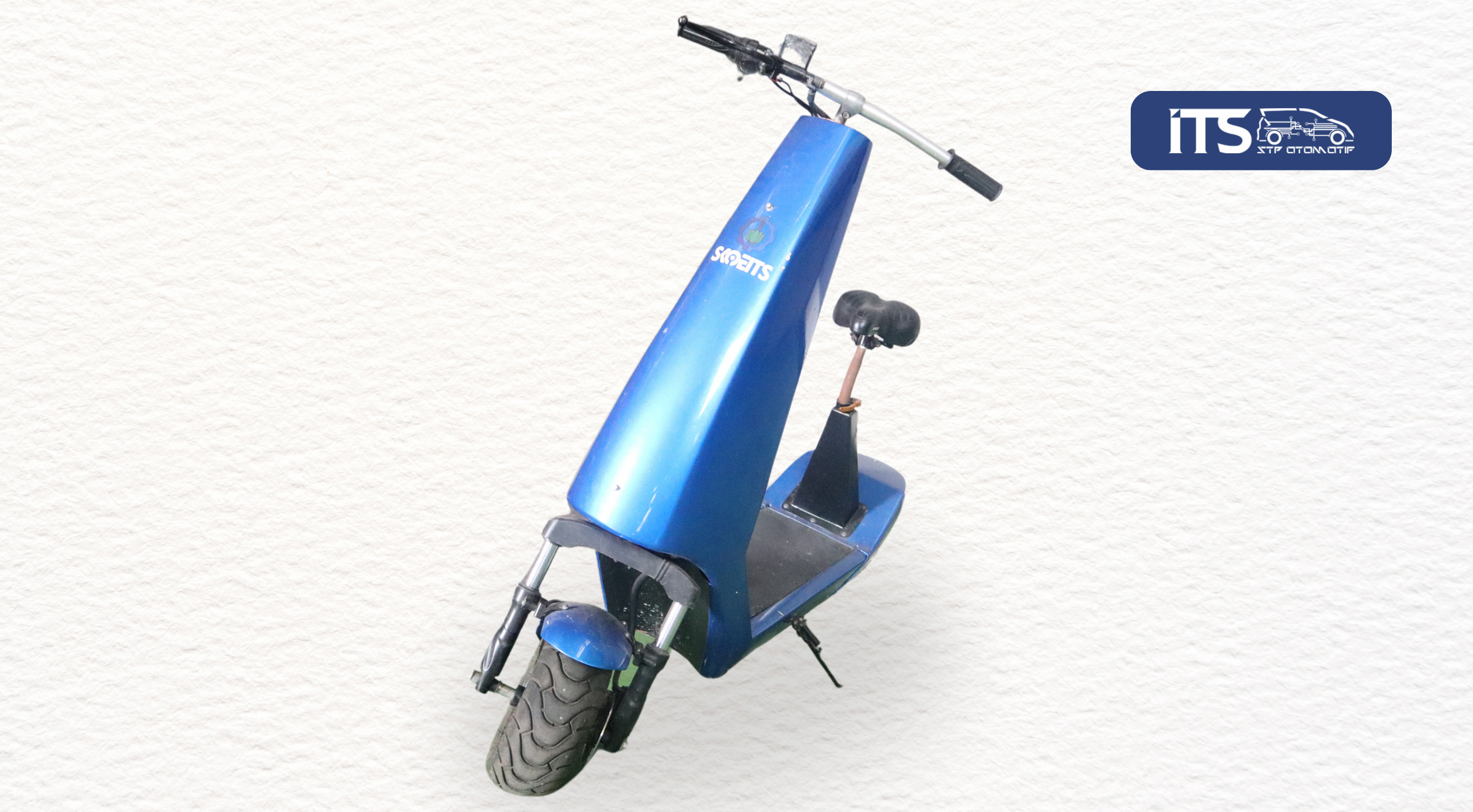 SKOEITS Electric Scooter