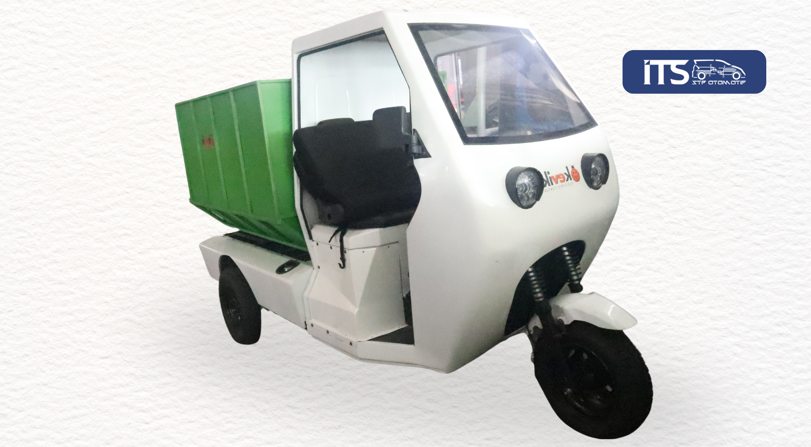 Waste Collection Three Wheel EV